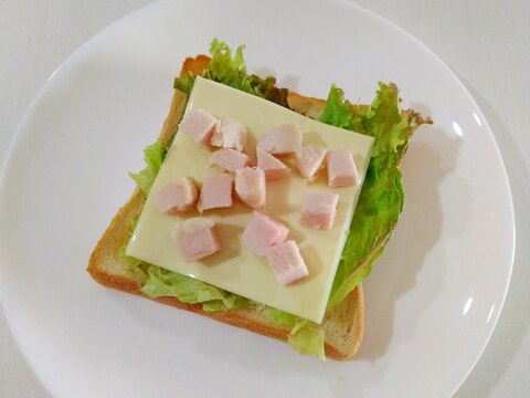 朝食に☆鶏ハムのチーズトースト